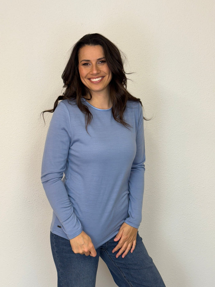 EBONY_WOMENS 100% MERINO (210) LONG SLEEVE SATIN CREW TOP DUSK BLUE _ WOMENS 100% MERINO (210) LONG SLEEVE SATIN CREW TOP DUSK BLUE _ Ebony Boutique NZ