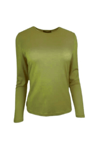 EBONY_WOMENS 100% MERINO (210) LONG SLEEVE SATIN CREW TOP SUMMER PEAR _ WOMENS 100% MERINO (210) LONG SLEEVE SATIN CREW TOP SUMMER PEAR _ Ebony Boutique NZ