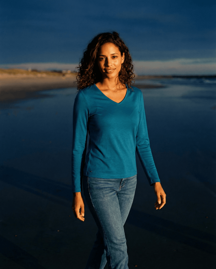 WOMENS 100% MERINO (210) LONG SLEEVE V NECK TOP DRAGONFLY EBAS556_by_EBONY_women's_in_New Zealand_ WOMENS 100% MERINO (210) LONG SLEEVE V NECK TOP DRAGONFLY EBAS556 _