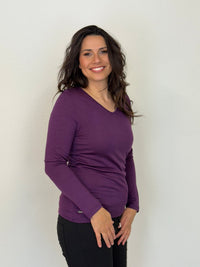 EBONY_WOMENS 100% MERINO (210) LONG SLEEVE V NECK TOP ITALIAN PLUM _ WOMENS 100% MERINO (210) LONG SLEEVE V NECK TOP ITALIAN PLUM _ Ebony Boutique NZ