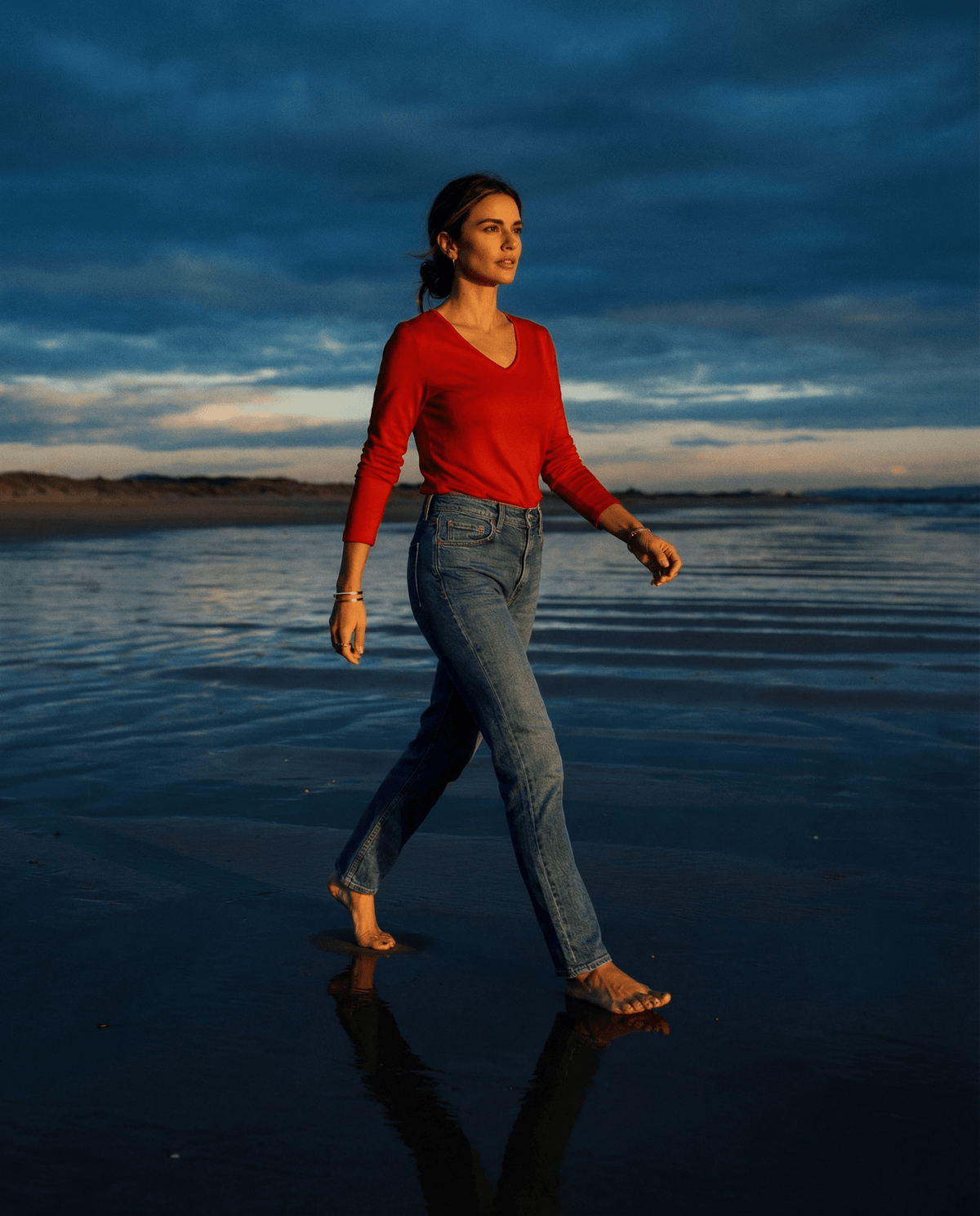 WOMENS 100% MERINO (210) LONG SLEEVE V NECK TOP RUBY EBAS556_by_EBONY_women's_in_New Zealand_ WOMENS 100% MERINO (210) LONG SLEEVE V NECK TOP RUBY EBAS556 _