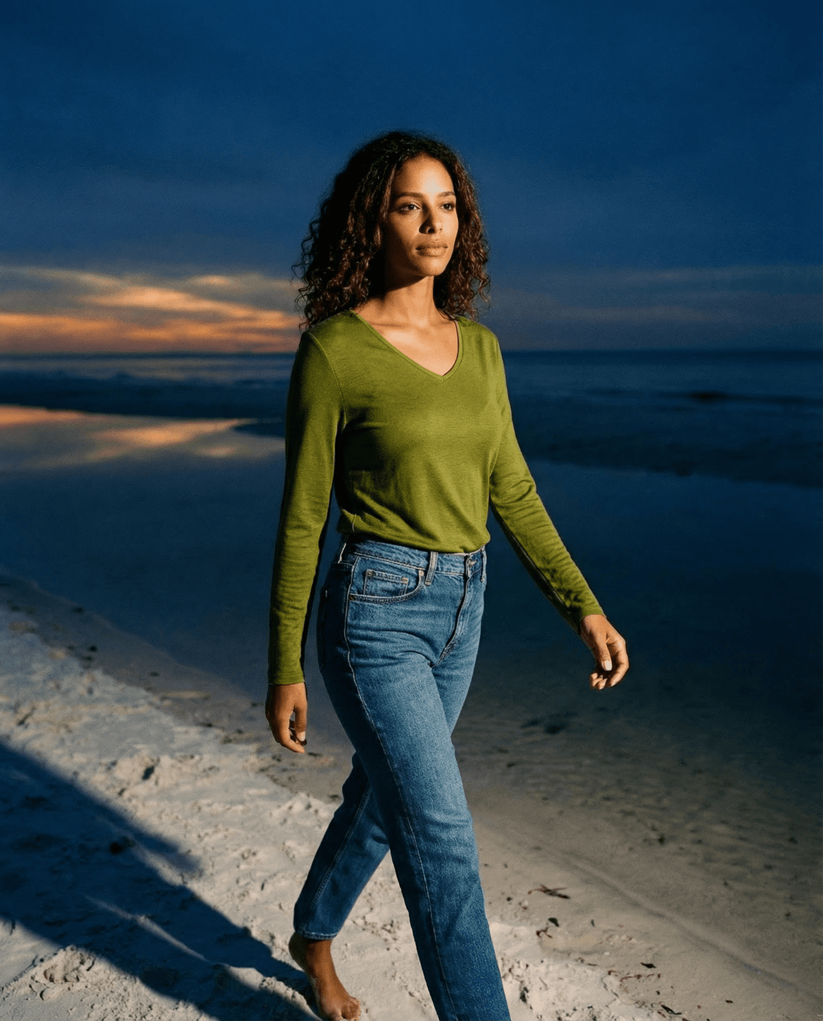 WOMENS 100% MERINO (210) LONG SLEEVE V NECK TOP SUMMER PEAR EBAS556_by_EBONY_women's_in_New Zealand_ WOMENS 100% MERINO (210) LONG SLEEVE V NECK TOP SUMMER PEAR EBAS556 _