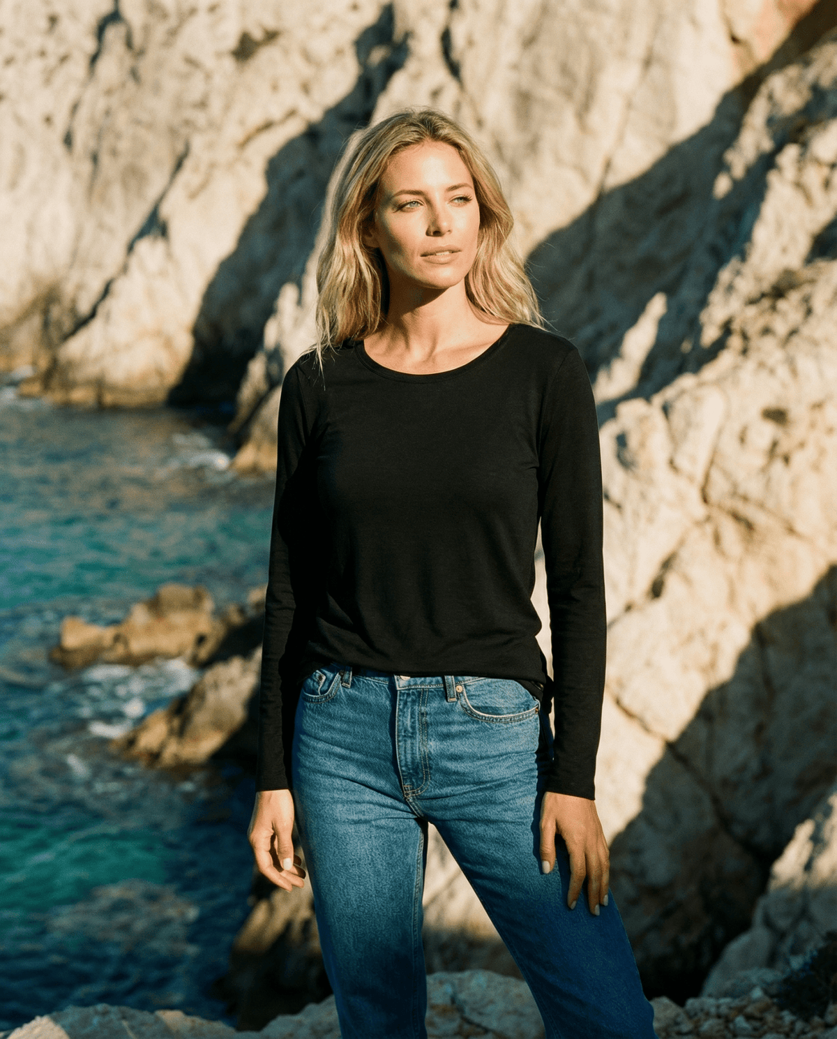 WOMENS 100% MERINO (210) LONGLINE SCOOP LONG SLEEVE TOP BLACK EBAS548_by_EBONY_women's_in_New Zealand_ WOMENS 100% MERINO (210) LONGLINE SCOOP LONG SLEEVE TOP BLACK EBAS548 _