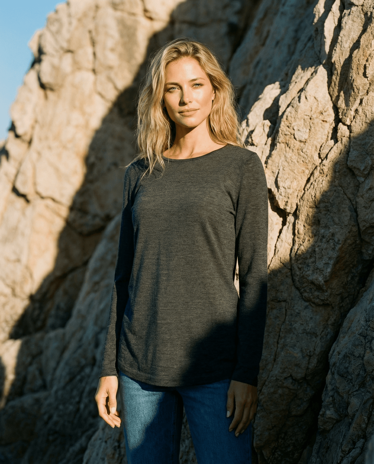 WOMENS 100% MERINO (210) LONGLINE SCOOP LONG SLEEVE TOP CHARCOAL EBAS548_by_EBONY_women's_in_New Zealand_ WOMENS 100% MERINO (210) LONGLINE SCOOP LONG SLEEVE TOP CHARCOAL EBAS548 _