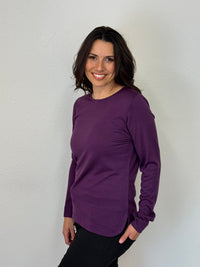 EBONY_WOMENS 100% MERINO WOOL (210) CURVE HEM LONG SLEEVE JUMPER ITALIAN PLUM _ WOMENS 100% MERINO WOOL (210) CURVE HEM LONG SLEEVE JUMPER ITALIAN PLUM _ Ebony Boutique NZ