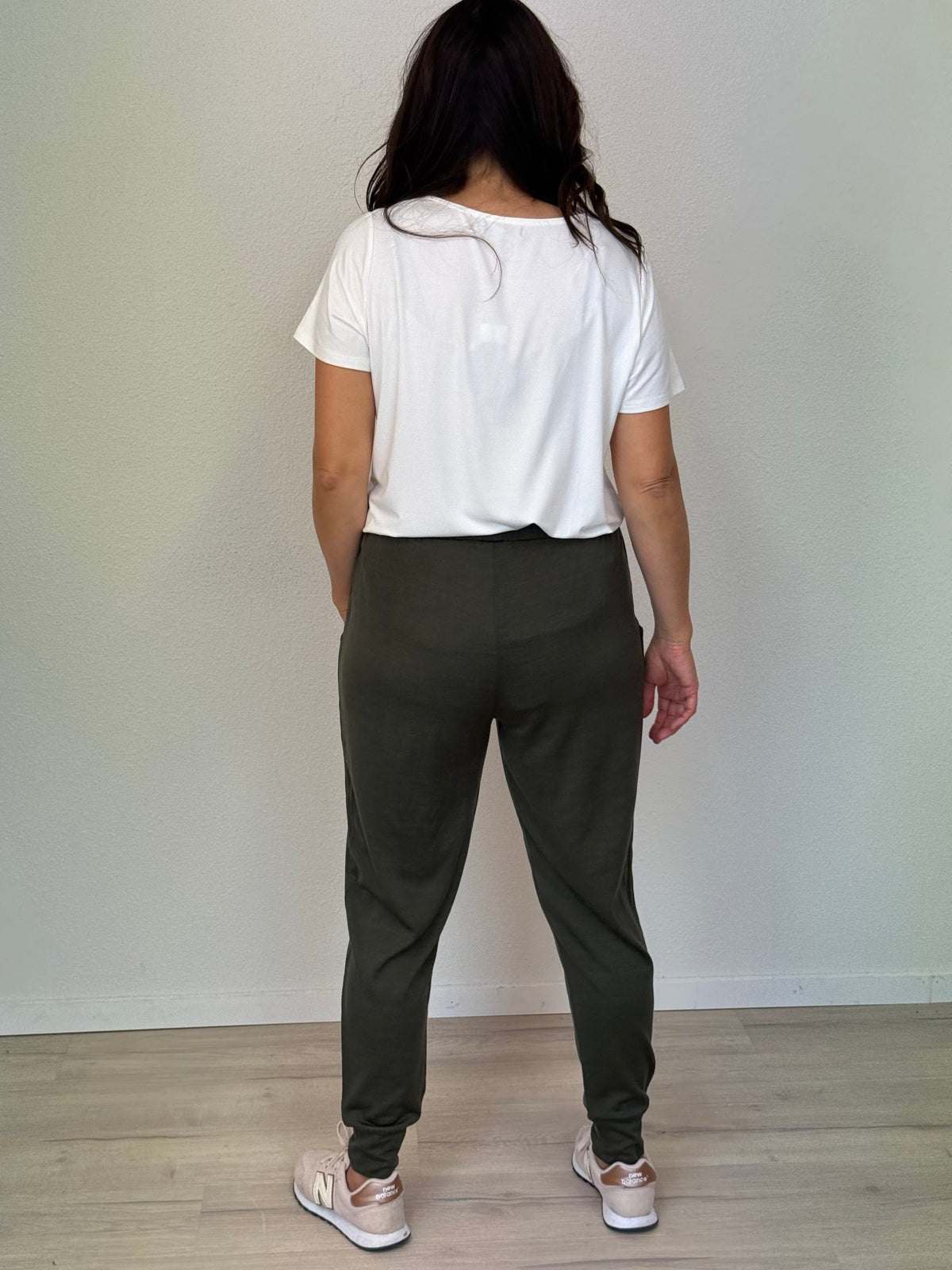 EBONY_WOMEN'S 100% MERINO WOOL (210) JOGGER PANTS KHAKI _ WOMEN'S 100% MERINO WOOL (210) JOGGER PANTS KHAKI _ Ebony Boutique NZ