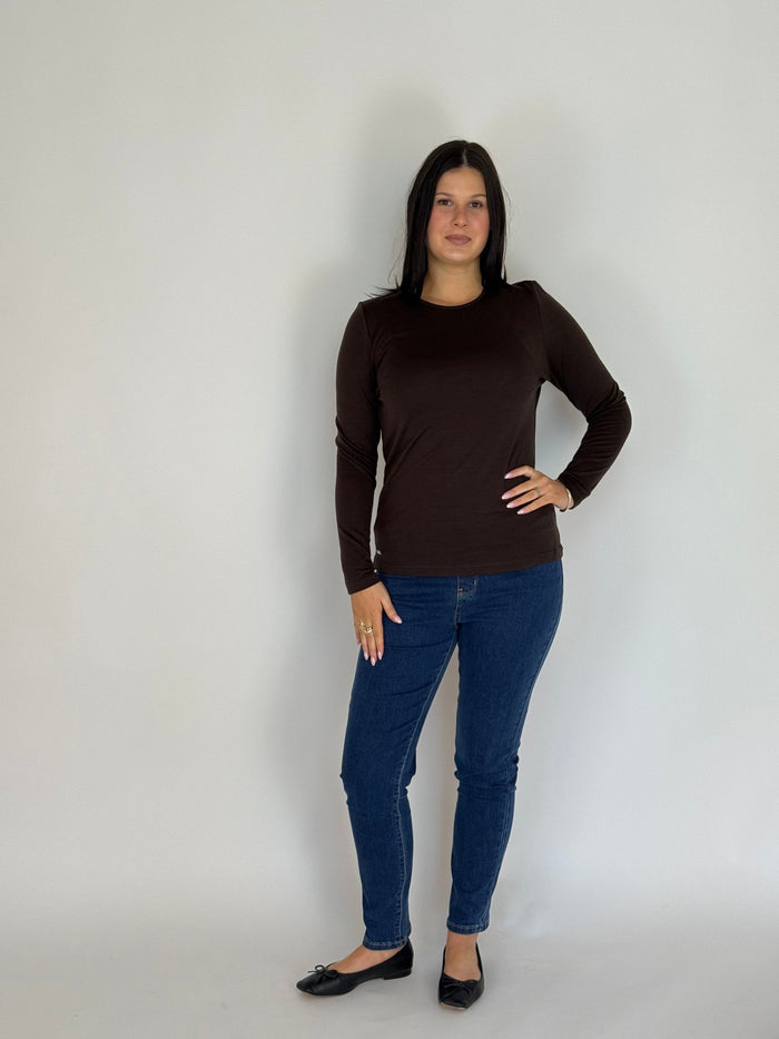 EBONY_WOMEN'S 100% MERINO WOOL (210) LONG SLEEVE CREW TOP CHOCOLATE EBAS553 _ WOMEN'S 100% MERINO WOOL (210) LONG SLEEVE CREW TOP CHOCOLATE EBAS553 _ Ebony Boutique NZ