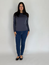 EBONY_WOMEN'S 100% MERINO WOOL (210) LONG SLEEVE CREW TOP EBAS553 _ WOMEN'S 100% MERINO WOOL (210) LONG SLEEVE CREW TOP EBAS553 _ Ebony Boutique NZ
