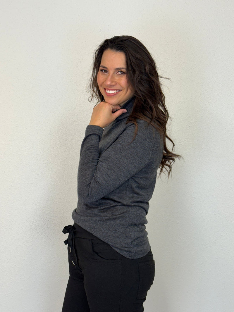 EBONY_WOMEN'S 100% MERINO WOOL (210) LONG SLEEVE HIGH NECK TOP CHARCOAL EBAS515 _ WOMEN'S 100% MERINO WOOL (210) LONG SLEEVE HIGH NECK TOP CHARCOAL EBAS515 _ Ebony Boutique NZ
