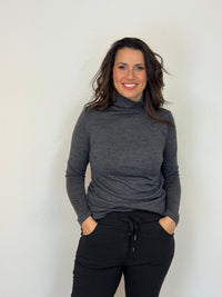 EBONY_WOMEN'S 100% MERINO WOOL (210) LONG SLEEVE HIGH NECK TOP CHARCOAL EBAS515 _ WOMEN'S 100% MERINO WOOL (210) LONG SLEEVE HIGH NECK TOP CHARCOAL EBAS515 _ Ebony Boutique NZ