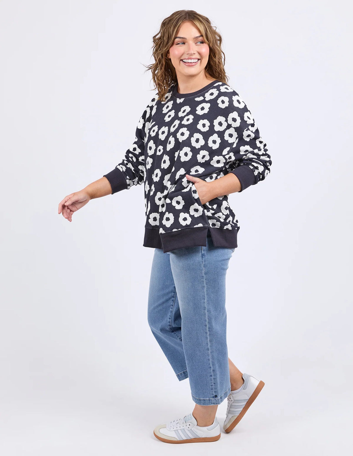 ELM_AZALEA CREW NAVY _ AZALEA CREW NAVY _ Ebony Boutique NZ