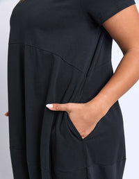 DIANA SHORT SLEEVE DRESS BLACK_by_ELM_women's_in_New Zealand_ DETAIL _