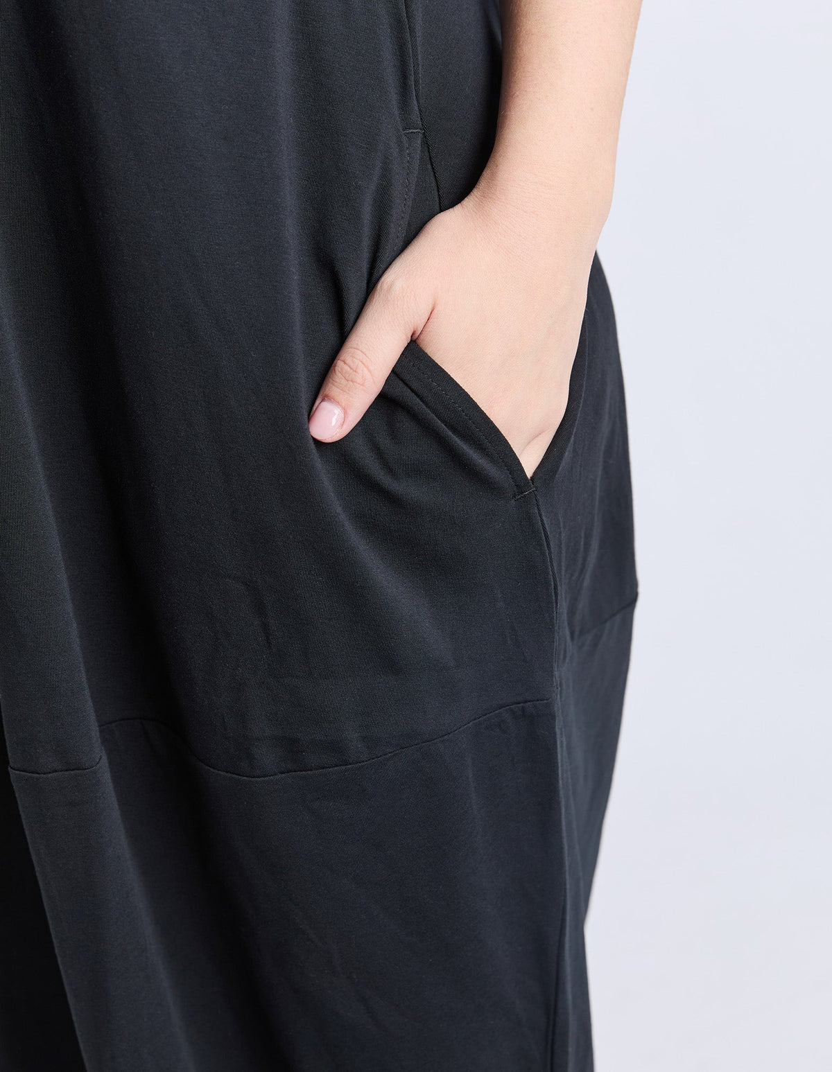 DIANA SHORT SLEEVE DRESS BLACK_by_ELM_women's_in_New Zealand_ DETAIL _