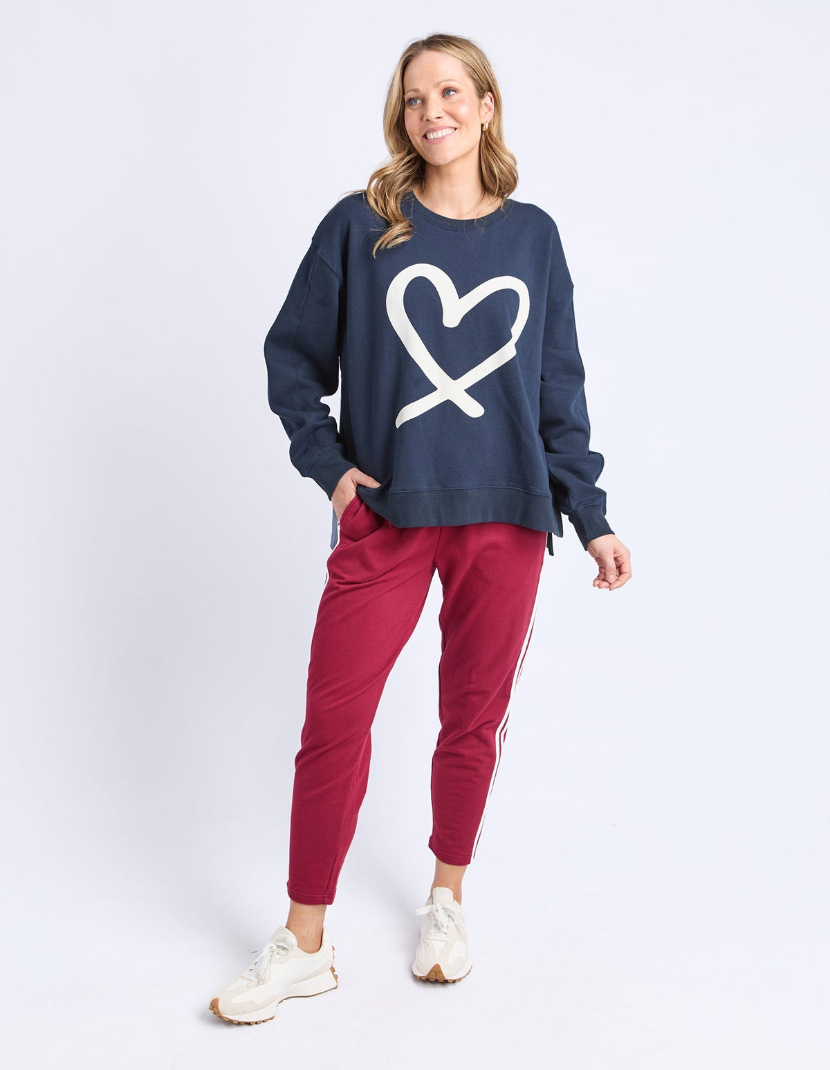 ELIN CREW NAVY_by_ELM_women's_in_New Zealand_ MODEL _