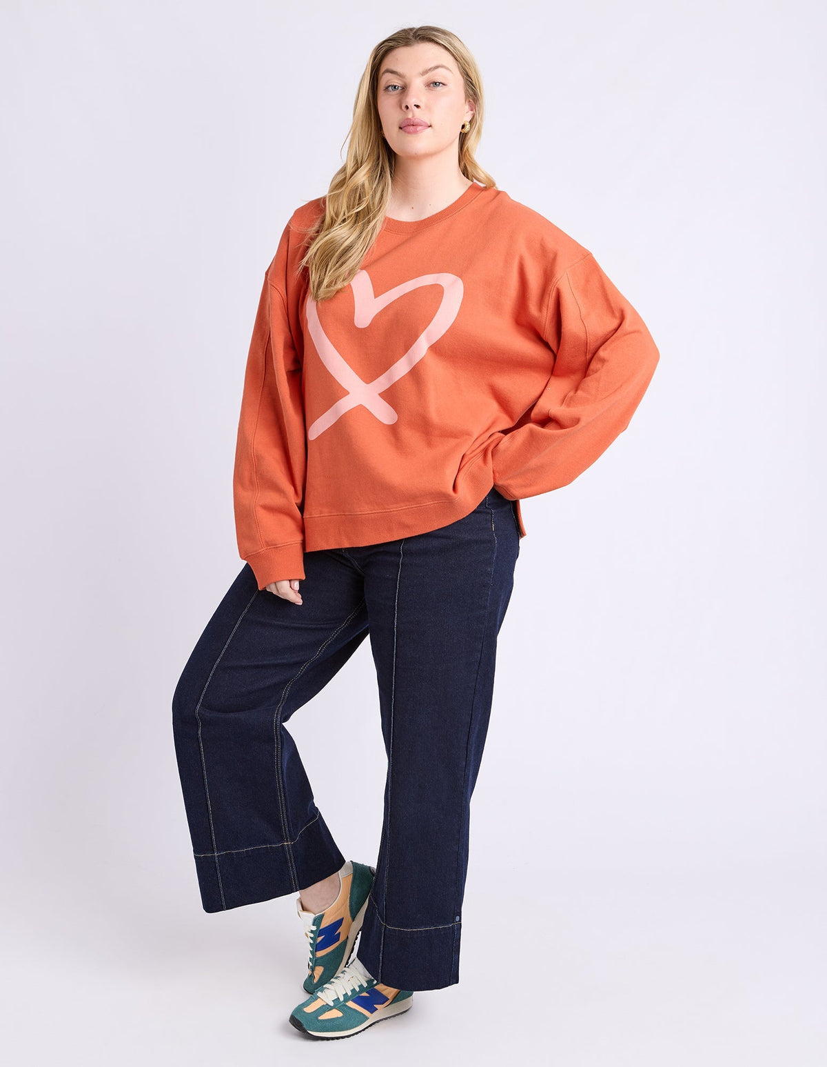 ELIN CREW ORANGE_by_ELM_women's_in_New Zealand_ MODEL _