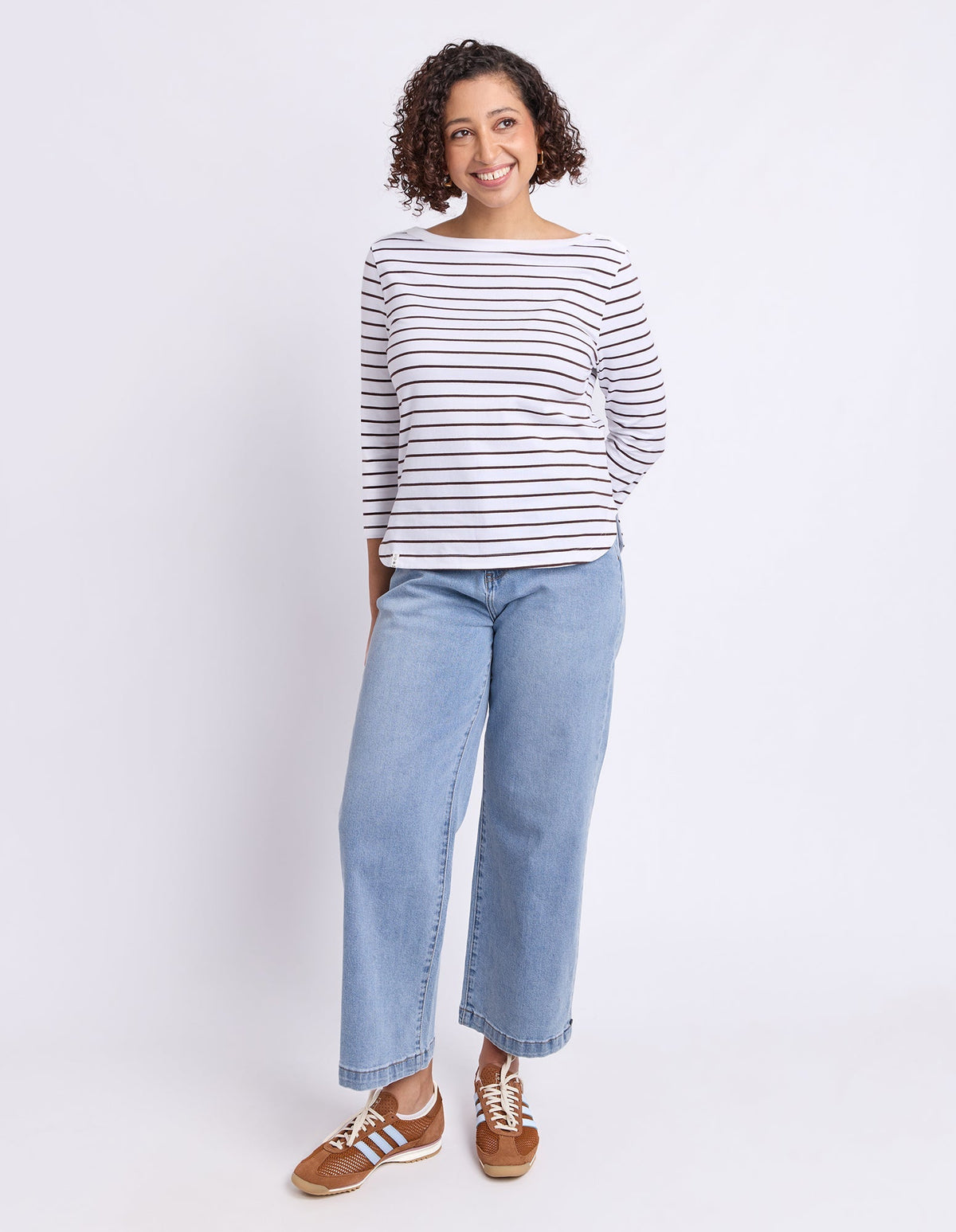 ELIZA BOAT NECK TEE WHITE/COFFEE_by_ELM_women's_in_New Zealand_ MODEL _