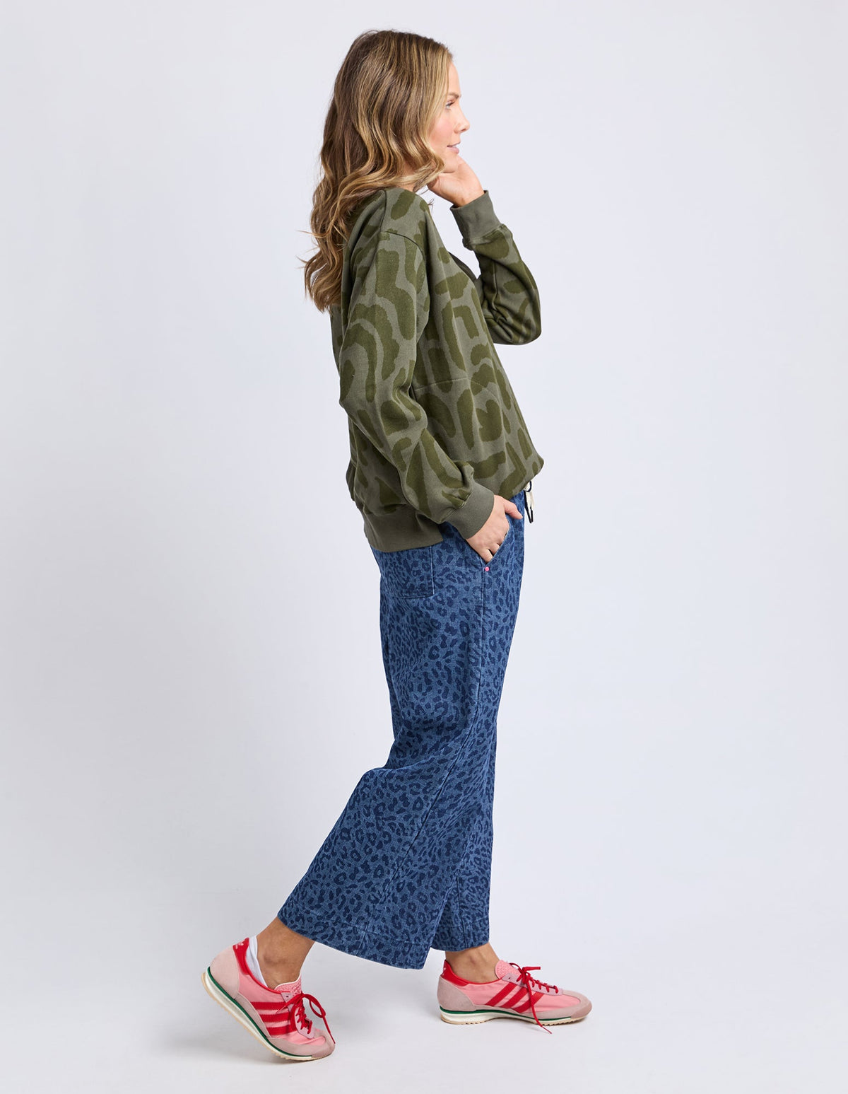 ELM_GALA CREW CLOVER _ GALA CREW CLOVER _ Ebony Boutique NZ