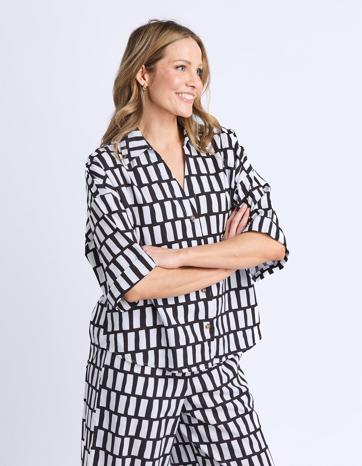 KIVI SHIRT MIDNIGHT ABSTRACT PRINT NAVY / NAVY / WHITE_by_ELM_women's_in_New Zealand_ SIDE _