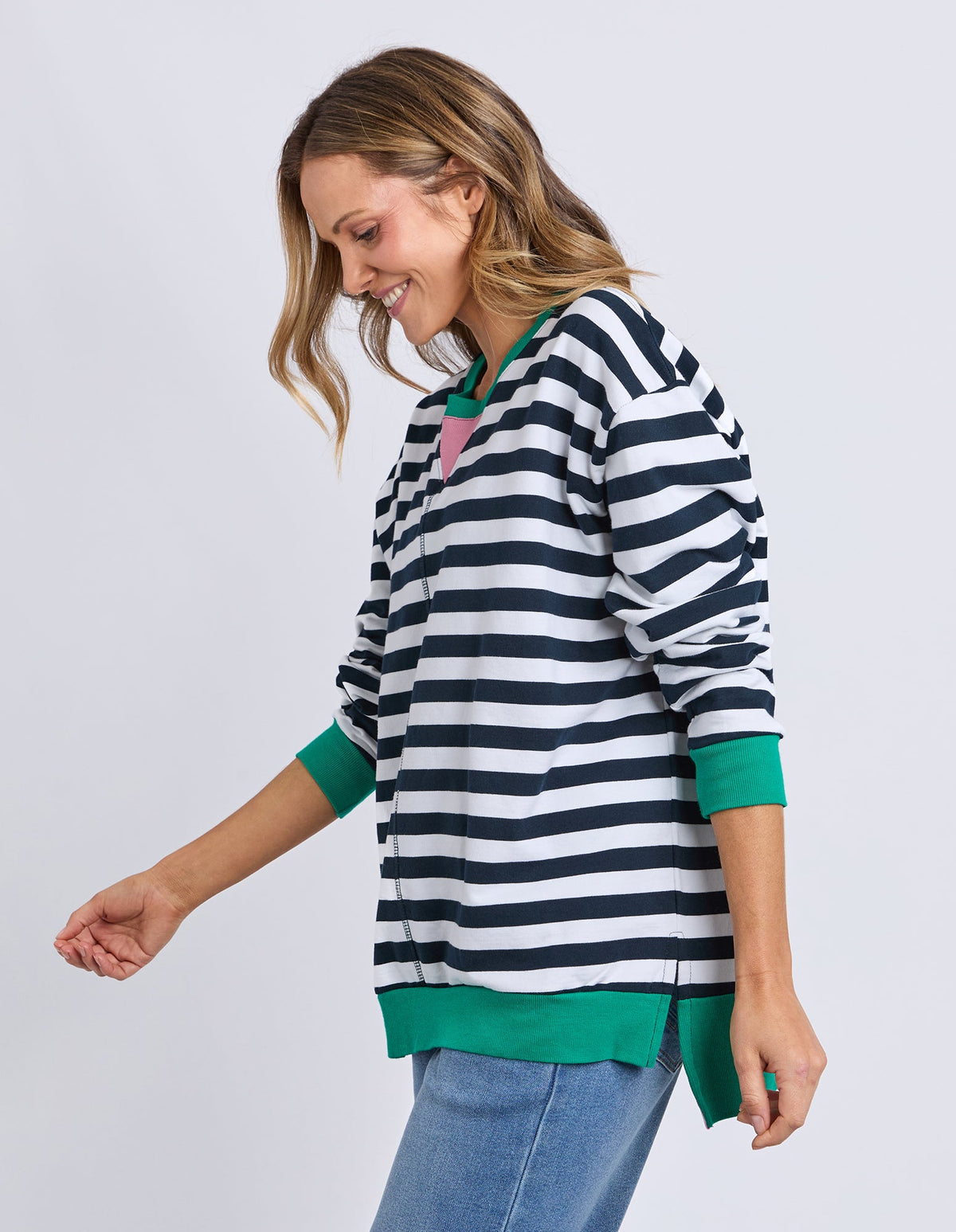 ELM_MAPS CREW.NAVY _ MAPS CREW.NAVY _ Ebony Boutique NZ