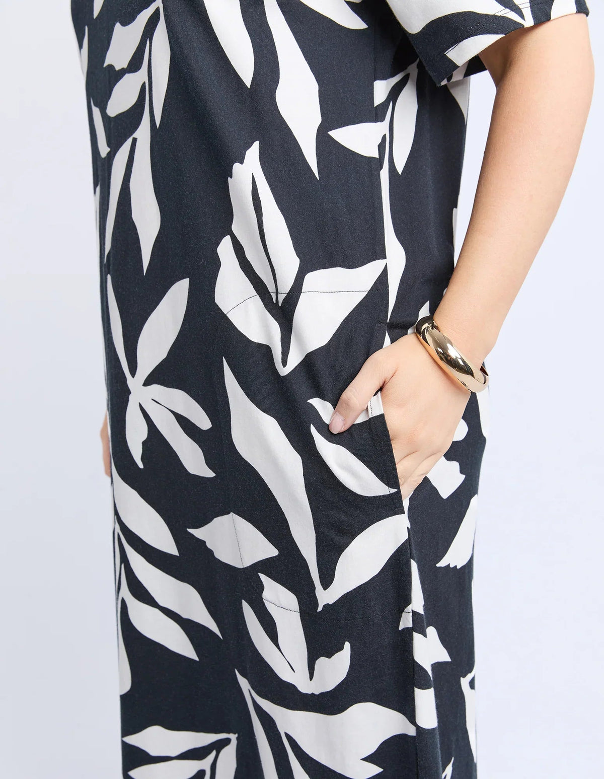 ELM_MIMOSA TEE DRESS BLACK _ MIMOSA TEE DRESS BLACK _ Ebony Boutique NZ
