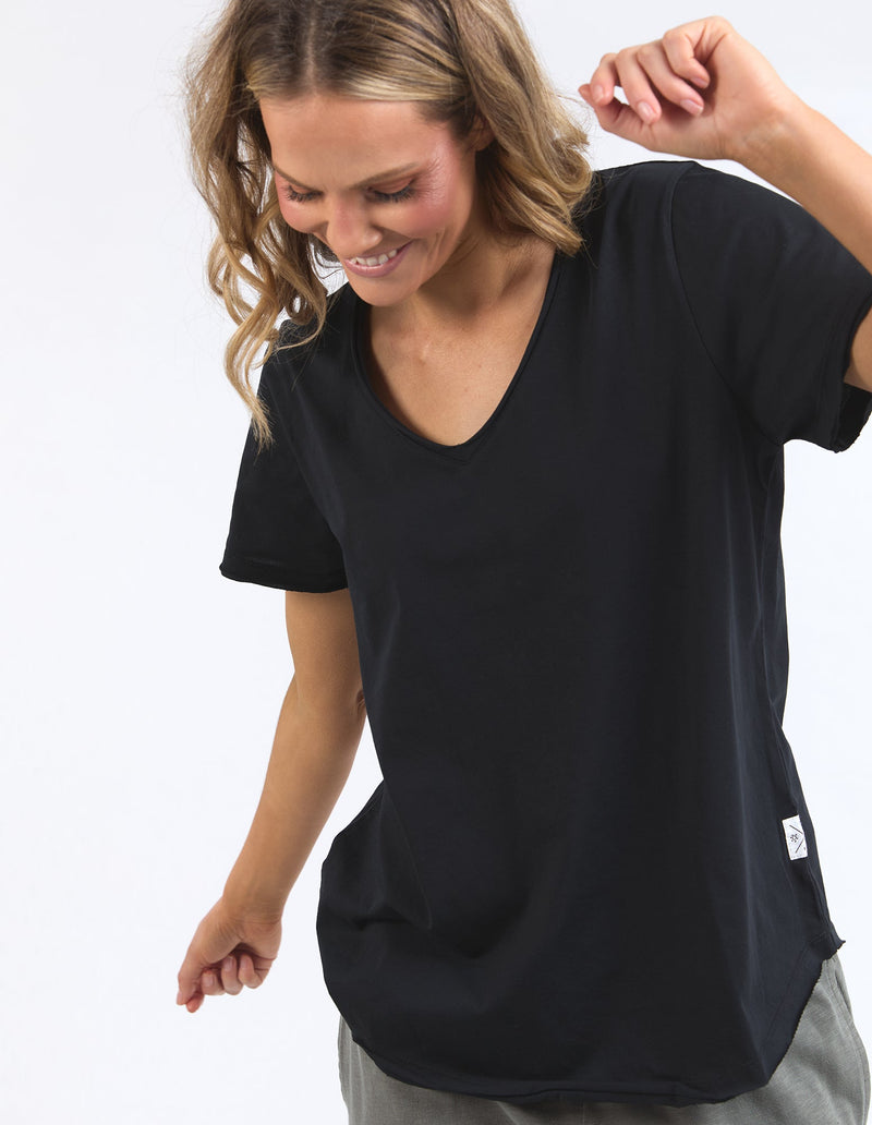 ELM_PIMA VEE TEE BLACK _ PIMA VEE TEE BLACK _ Ebony Boutique NZ