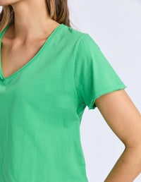 ELM_PIMA VEE TEE SPRING GREEN _ PIMA VEE TEE SPRING GREEN _ Ebony Boutique NZ