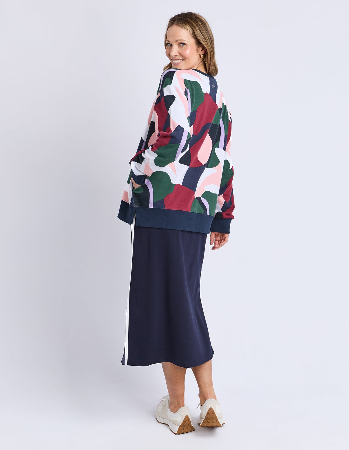 RONJA CREW_by_ELM_women's_in_New Zealand_ RONJA CREW _