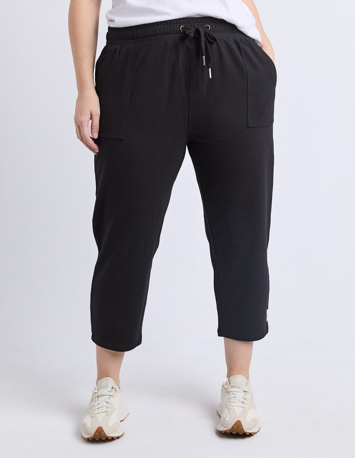 SUTTON TRACKPANT BLACK_by_ELM_women's_in_New Zealand_ SUTTON TRACKPANT BLACK _