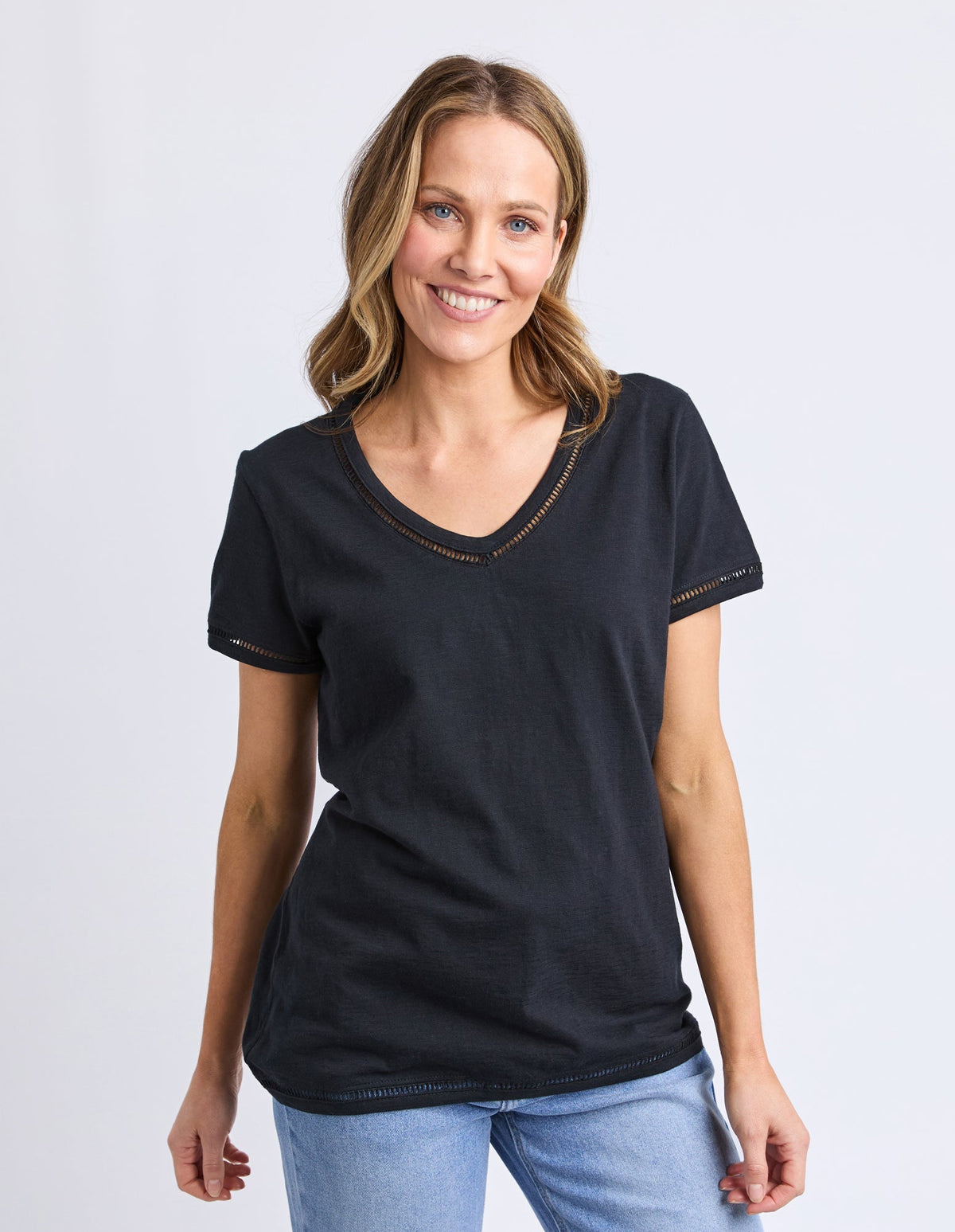 VICTORIA SHORT SLEEVE TEE BLACK_by_ELM_women's_in_New Zealand_ VICTORIA SHORT SLEEVE TEE BLACK _