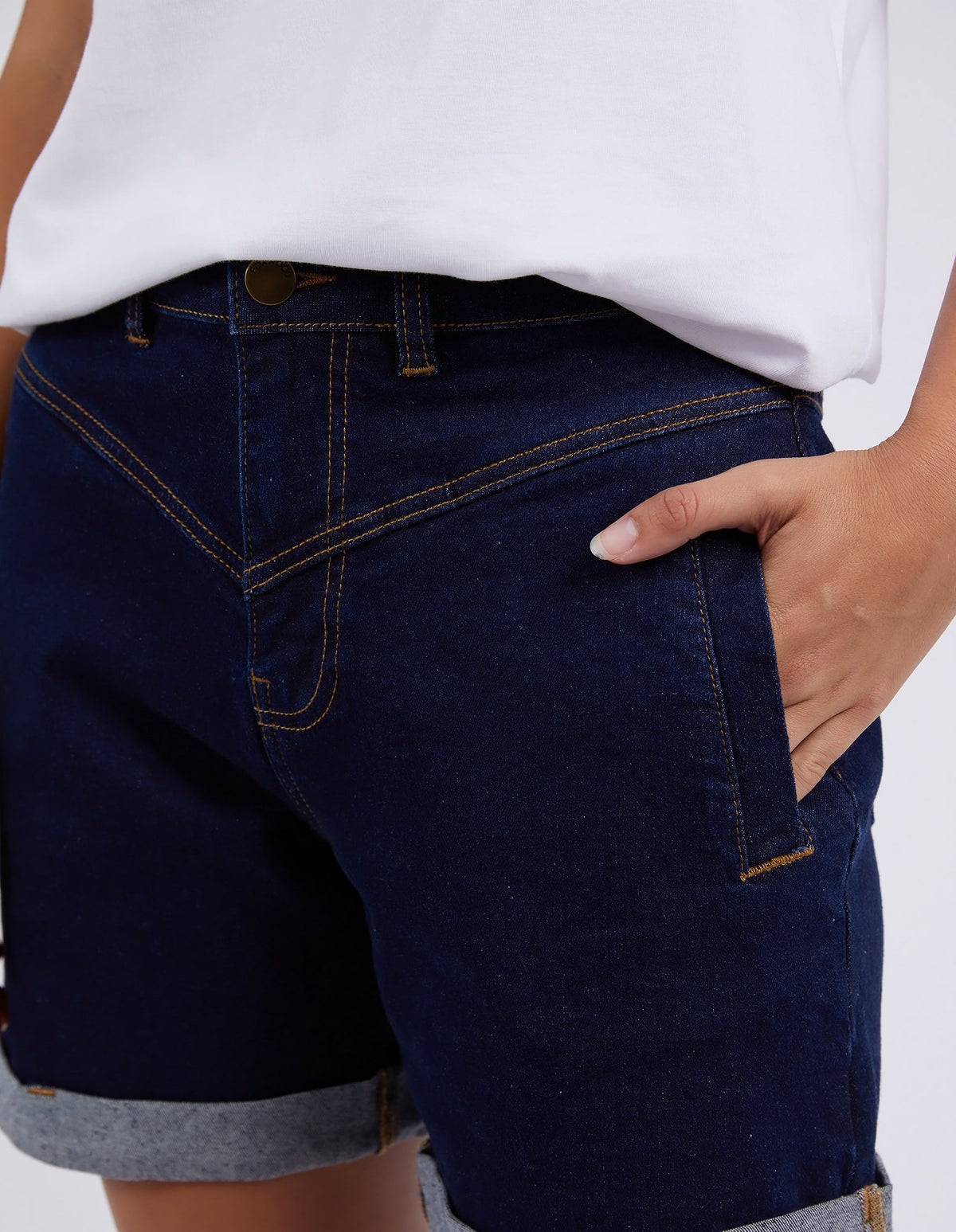 DEVI SHORT_by_FOXWOOD_women's_in_New Zealand_ FOXWOOD_DEVI SHORT _ DEVI SHORT _ Ebony Boutique NZ _