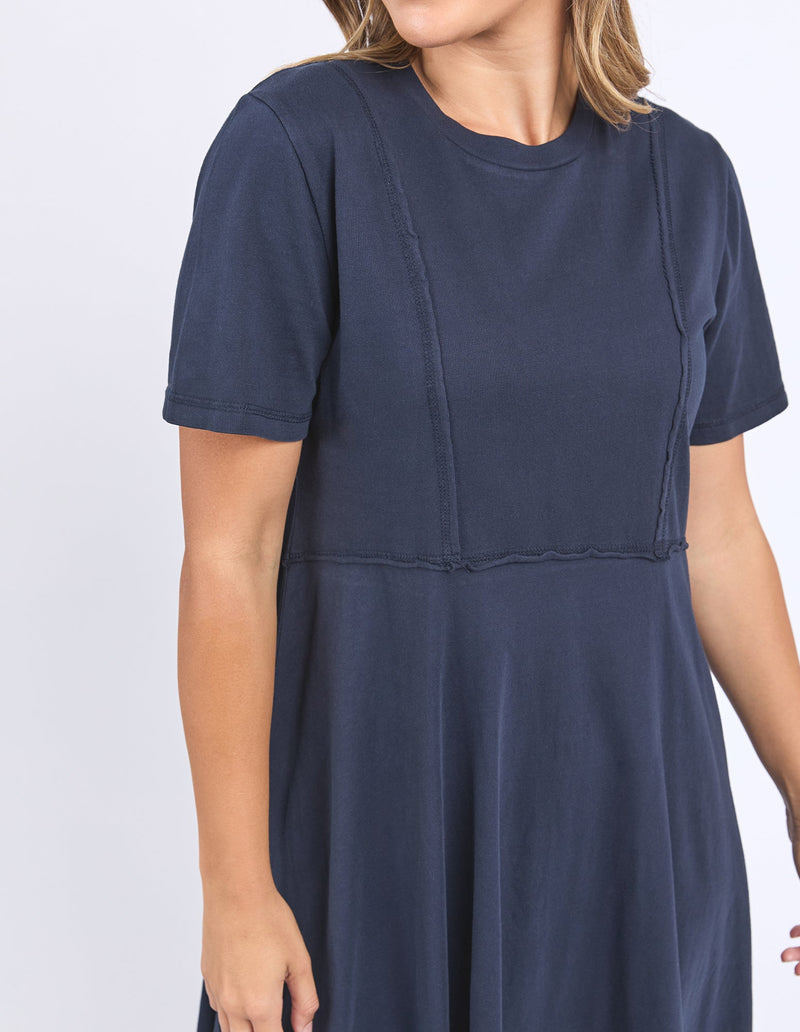 FOXWOOD_EVA DRESS NAVY _ EVA DRESS NAVY _ Ebony Boutique NZ