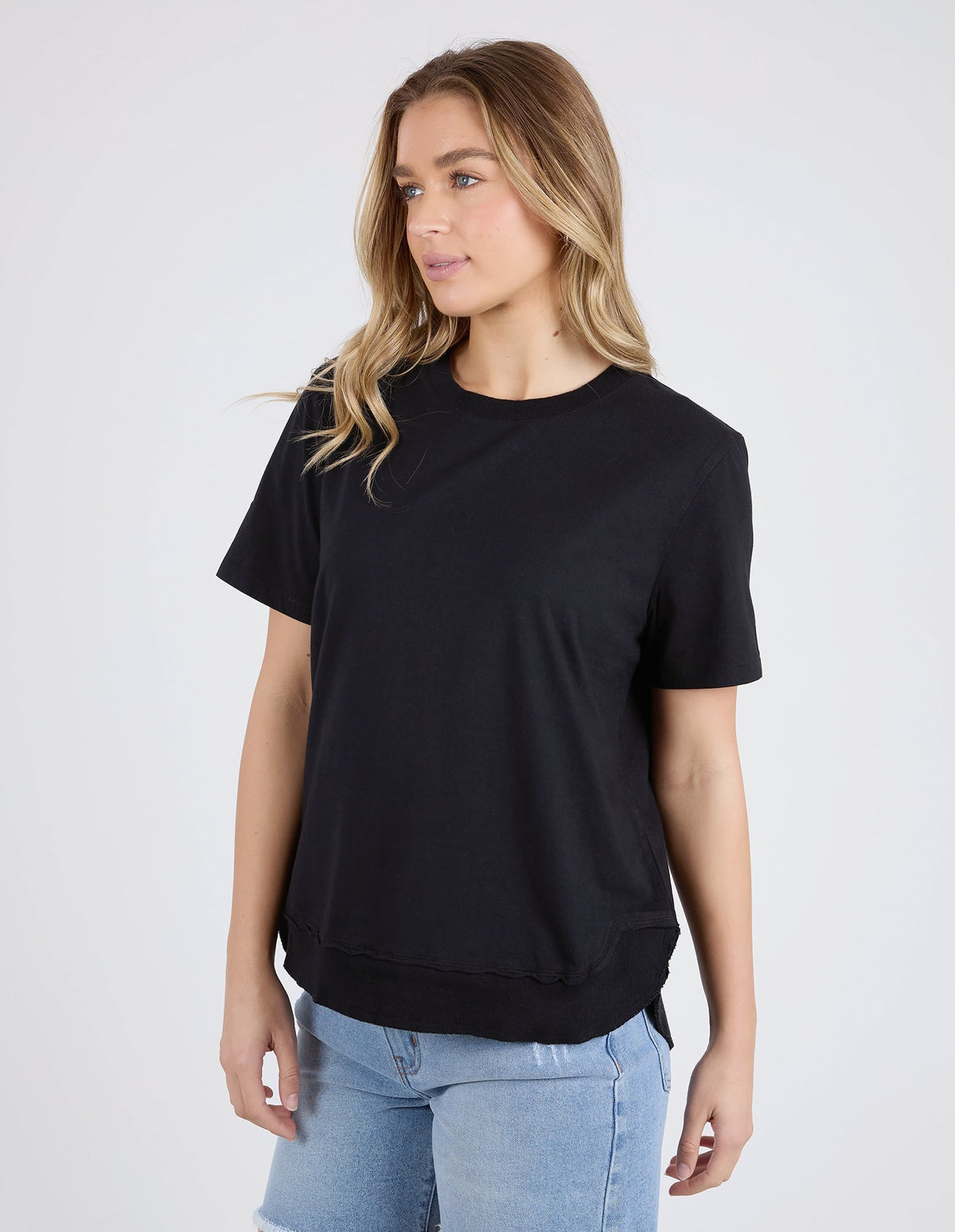 FOXWOOD_FARRAH SHORT SLEEVE TEE BLACK _ FARRAH SHORT SLEEVE TEE BLACK _ Ebony Boutique NZ