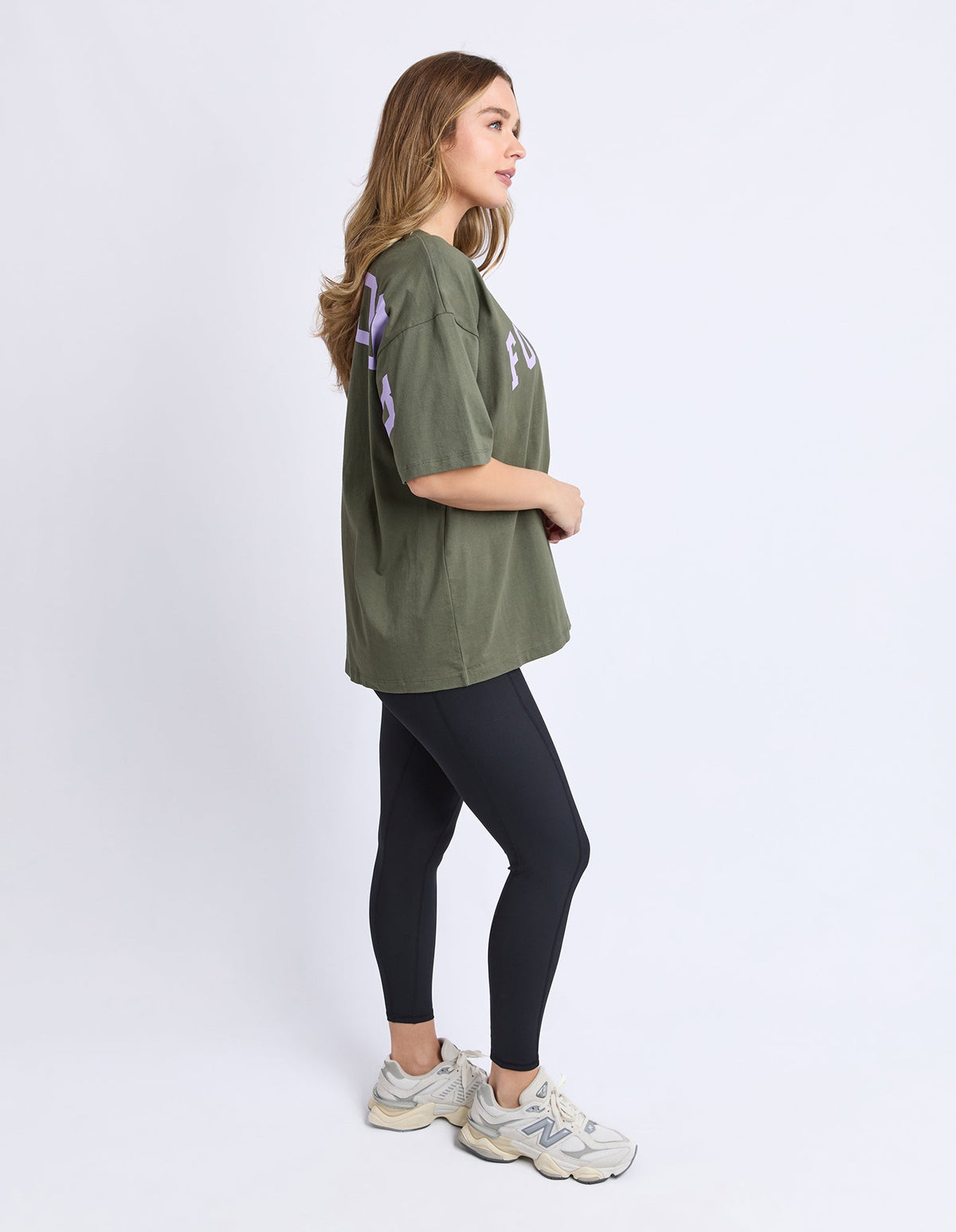 FOXWOOD INTERVAL TEE KHAKI/LILAC_by_FOXWOOD_women's_in_New Zealand_ MODEL _