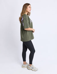 FOXWOOD INTERVAL TEE KHAKI/LILAC_by_FOXWOOD_women's_in_New Zealand_ MODEL _