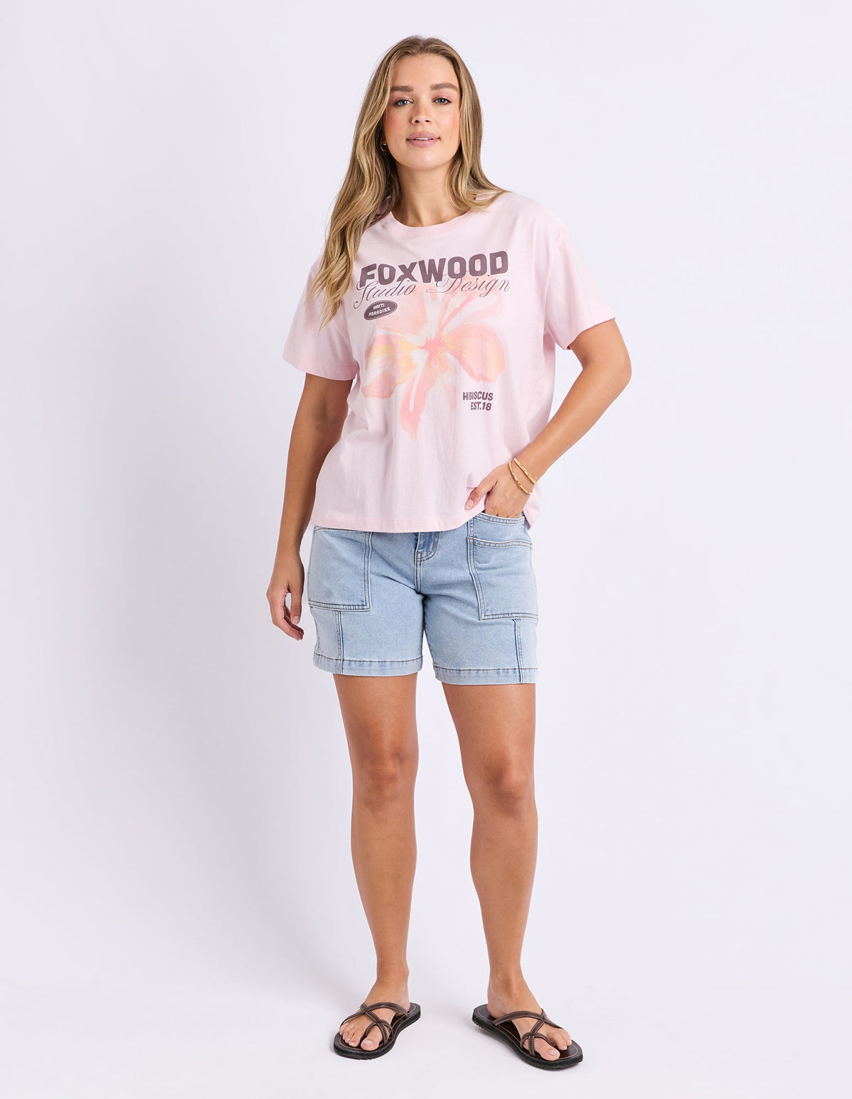HIBISCUS TEE BALLERINA BALLERINA BALLERINA BALLERINA PINK_by_FOXWOOD_women's_in_New Zealand_ MODEL _