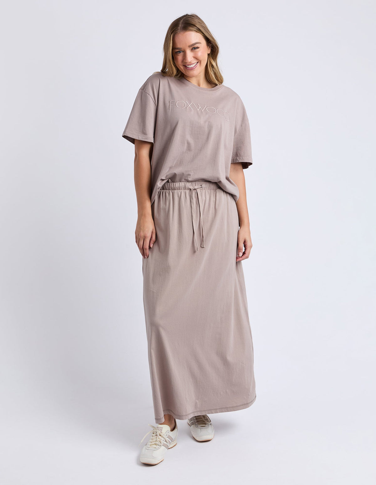 FOXWOOD_SIMPLIFIED TEE MOCHA _ SIMPLIFIED TEE MOCHA _ Ebony Boutique NZ
