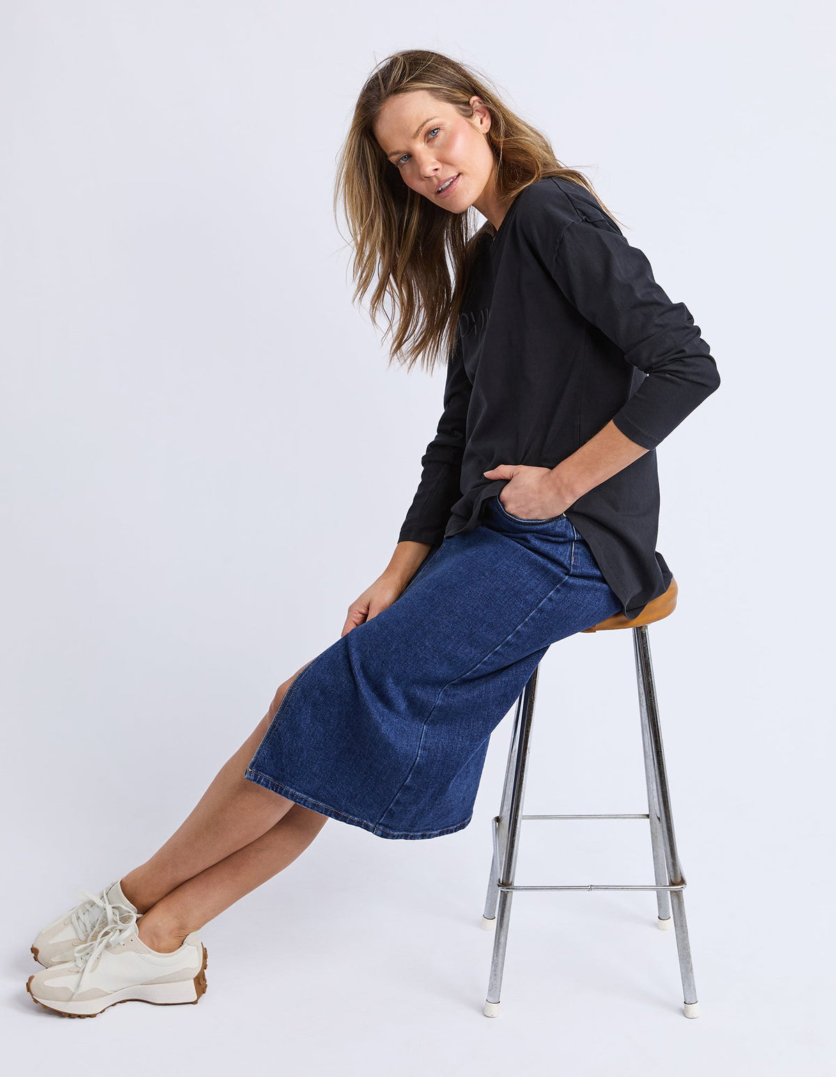 STANDARD LONG SLEEVE BLACK_by_FOXWOOD_women's_in_New Zealand_ STANDARD LONG SLEEVE BLACK _