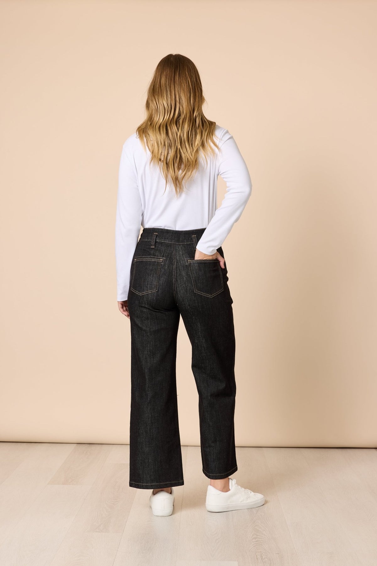 GORDON SMITH_HUDSON JEAN BLACK _ HUDSON JEAN BLACK _ Ebony Boutique NZ