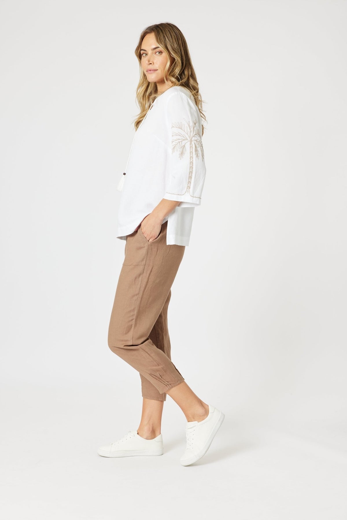 GORDON SMITH_LINO TAPERED LEG PANT NUTMEG _ LINO TAPERED LEG PANT NUTMEG _ Ebony Boutique NZ
