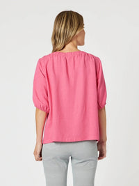 GORDON SMITH_LINO V NECK TOP PEONY _ LINO V NECK TOP PEONY _ Ebony Boutique NZ