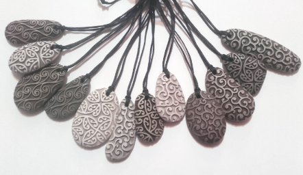 HEARTWOOD_HEARTWOOD TOUCHSTONE PENDANT AUTUMN TONES _ HEARTWOOD TOUCHSTONE PENDANT AUTUMN TONES _ Ebony Boutique NZ