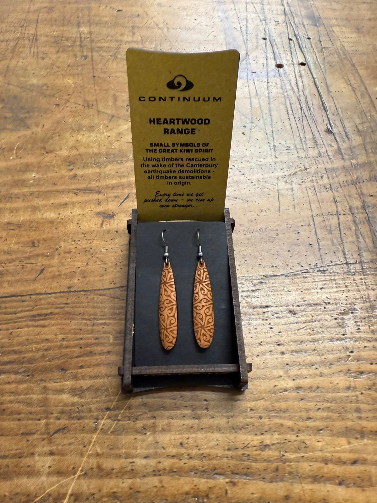 HEARTWOOD_ROIMATA TEARDROP EARRINGS WOOD _ ROIMATA TEARDROP EARRINGS WOOD _ Ebony Boutique NZ