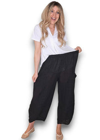 HELGA MAY_BARREL LINEN PANTS BLACK _ BARREL LINEN PANTS BLACK _ Ebony Boutique NZ