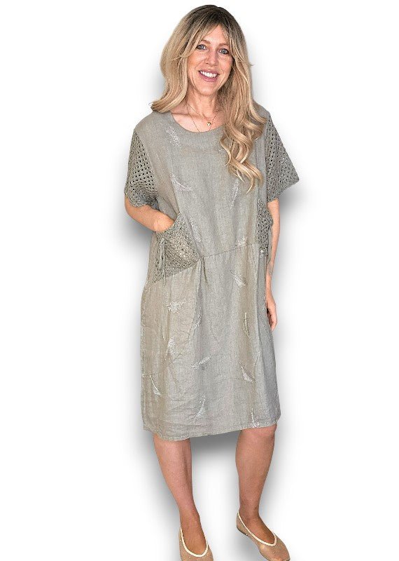 HELGA MAY_C'EST LA VIE EASY DRESS MOCHA _ C'EST LA VIE EASY DRESS MOCHA _ Ebony Boutique NZ