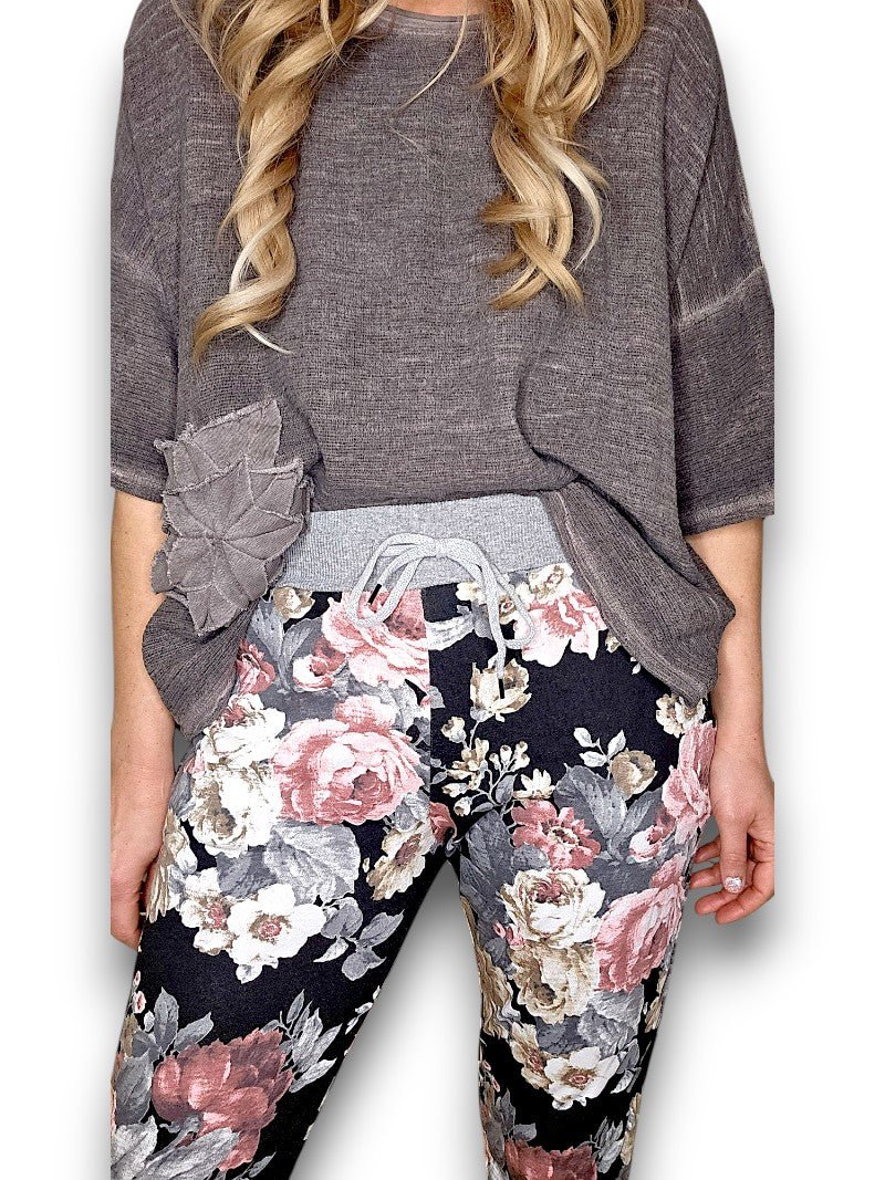 HELGA MAY_CORNELIA JOGGERS SCARLETT ROSE BLACK _ CORNELIA JOGGERS SCARLETT ROSE BLACK _ Ebony Boutique NZ