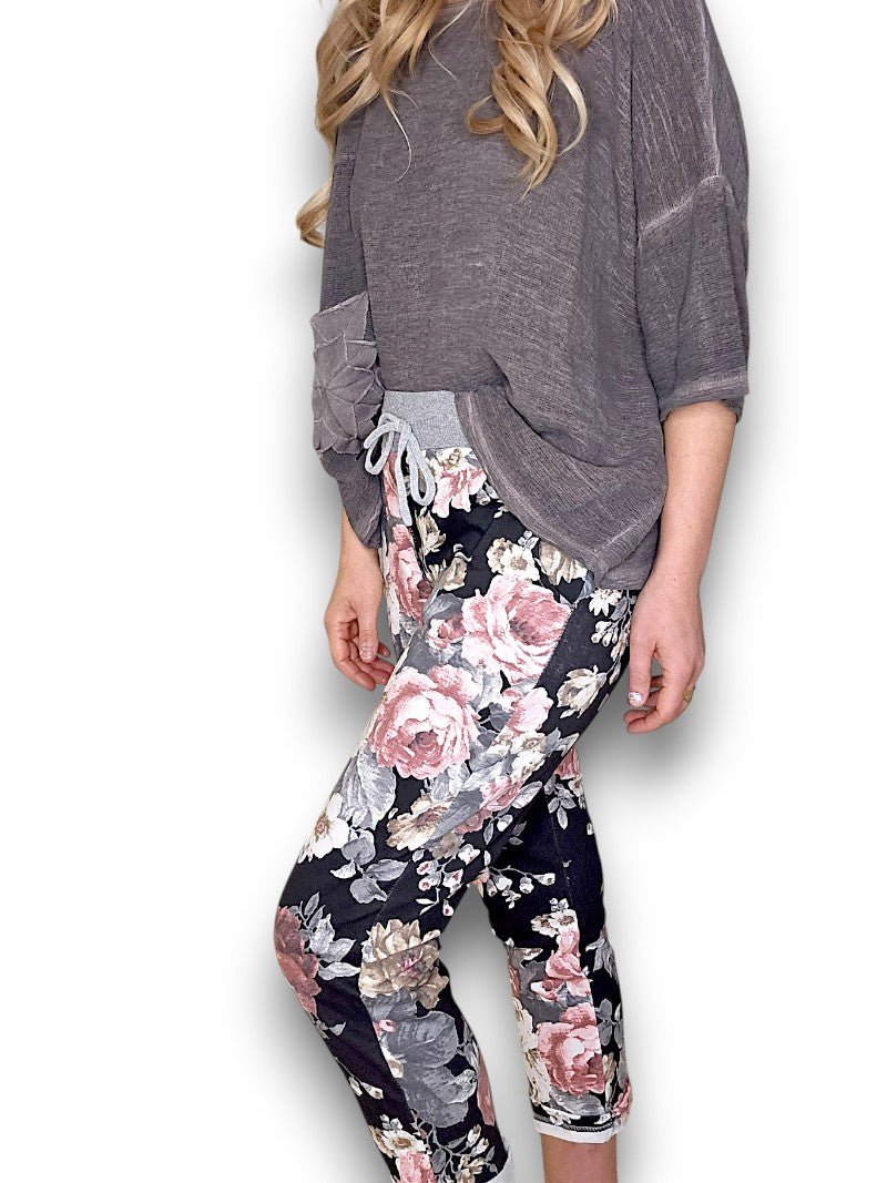 HELGA MAY_CORNELIA JOGGERS SCARLETT ROSE BLACK _ CORNELIA JOGGERS SCARLETT ROSE BLACK _ Ebony Boutique NZ
