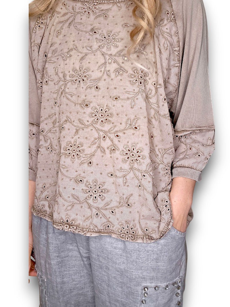 HELGA MAY_COTTON POET TOP MOCHA _ COTTON POET TOP MOCHA _ Ebony Boutique NZ
