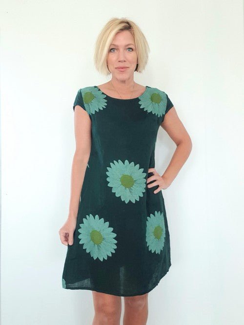 HELGA MAY_KENNEDY DRESS LINEN ULTRA DAISY DARK GREEN _ KENNEDY DRESS LINEN ULTRA DAISY DARK GREEN _ Ebony Boutique NZ