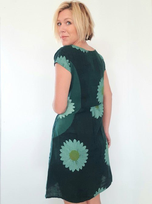 HELGA MAY_KENNEDY DRESS LINEN ULTRA DAISY DARK GREEN _ KENNEDY DRESS LINEN ULTRA DAISY DARK GREEN _ Ebony Boutique NZ