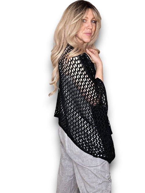 HELGA MAY_KNIT PONCHO HOLLOW BLACK _ KNIT PONCHO HOLLOW BLACK _ Ebony Boutique NZ